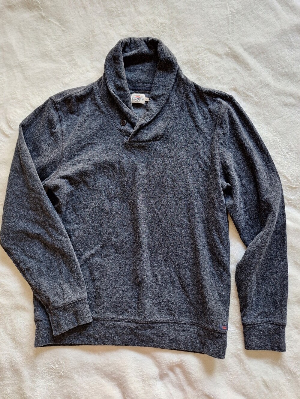 Faherty Men’s Medium Shawl Collar Pullover Organic Cotton Charcoal Heather